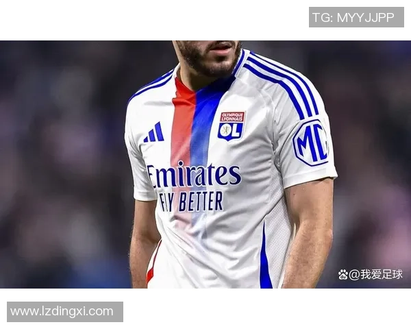 世界杯热刺与里昂激战成平局争议判罚引发全场热议