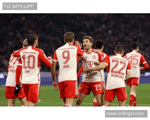 意甲焦点战：拜仁绝杀多特蒙德引发转会热议与全场欢呼